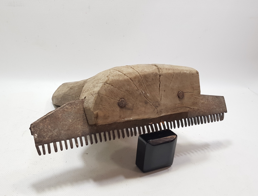 OSMANLI DÖNEMİ EL YAPIMI BÜYÜK BOY YÜN TARAĞI