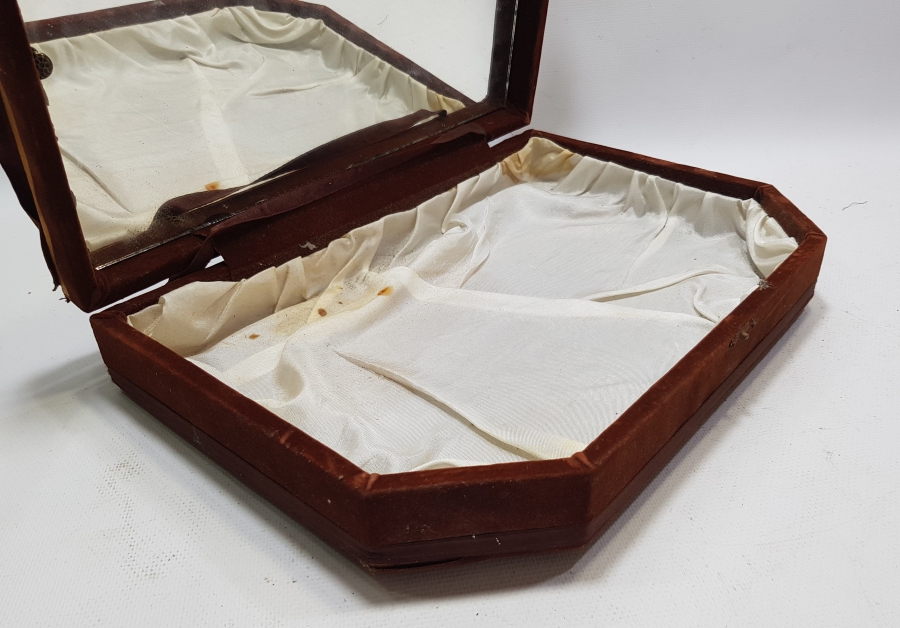 BÜYÜK BOY ANTİKA MÜCEVHER KUTUSU