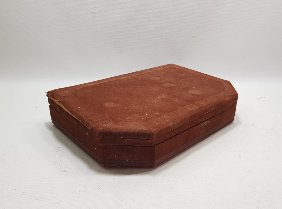 BÜYÜK BOY ANTİKA MÜCEVHER KUTUSU