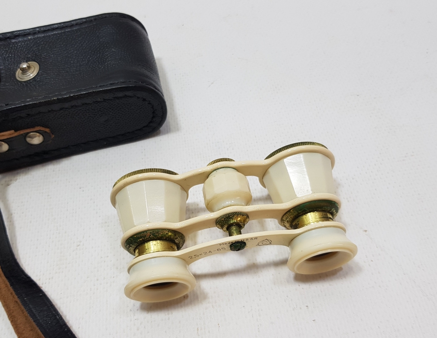 ORİJİNAL KUTUSUNDA SOVYET YAPIMI ANTİKA OPERA DÜRBÜNÜ