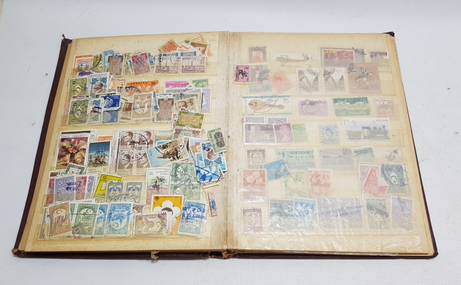 İÇİNDE OSMANLIDAN GÜNÜMÜZE PULLAR BULUNAN ORİJİNAL ALBÜMÜNDE HAZIR PUL KOLEKSİYONU