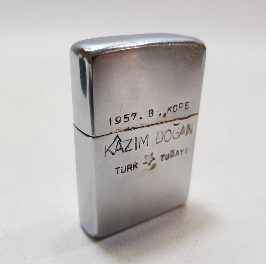 KORE HARBİ HATIRASI TÜRK TUGAYINDAN BİR ASKERİMİZE AİT ANTİKA ZİPPO ÇAKMAK