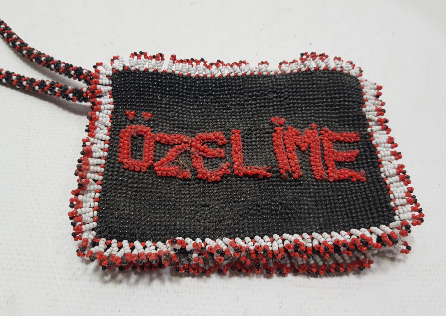 ÇİFTE KUMRULAR GÖRSELLİ ANTİKA BONCUK İŞİ CÜZDAN