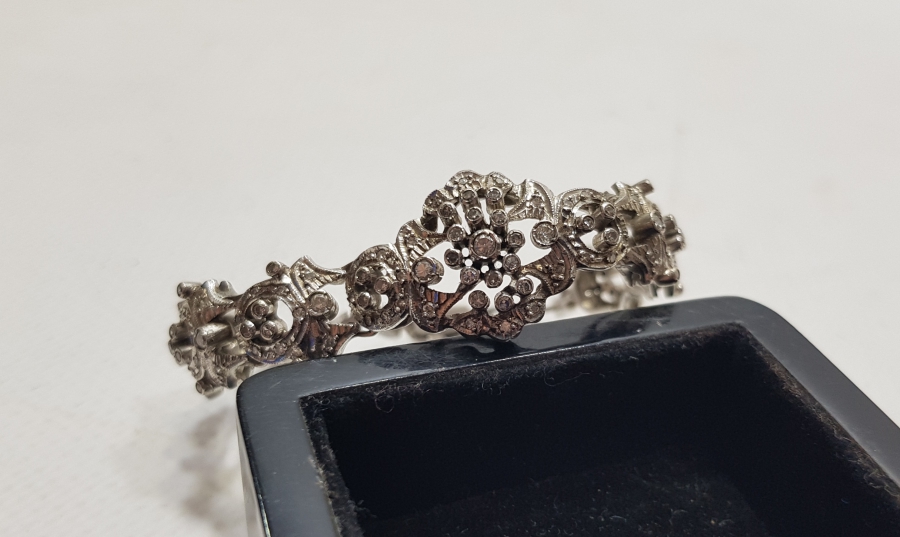 ÖZEL YAPIM ANTİKA PIRLANTA TAŞLI BİLEKLİK