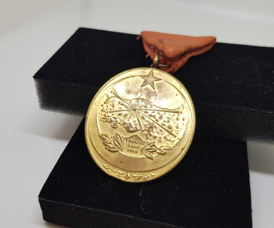 OSMANLICA YAZILI İSTİKLAL MADALYASI