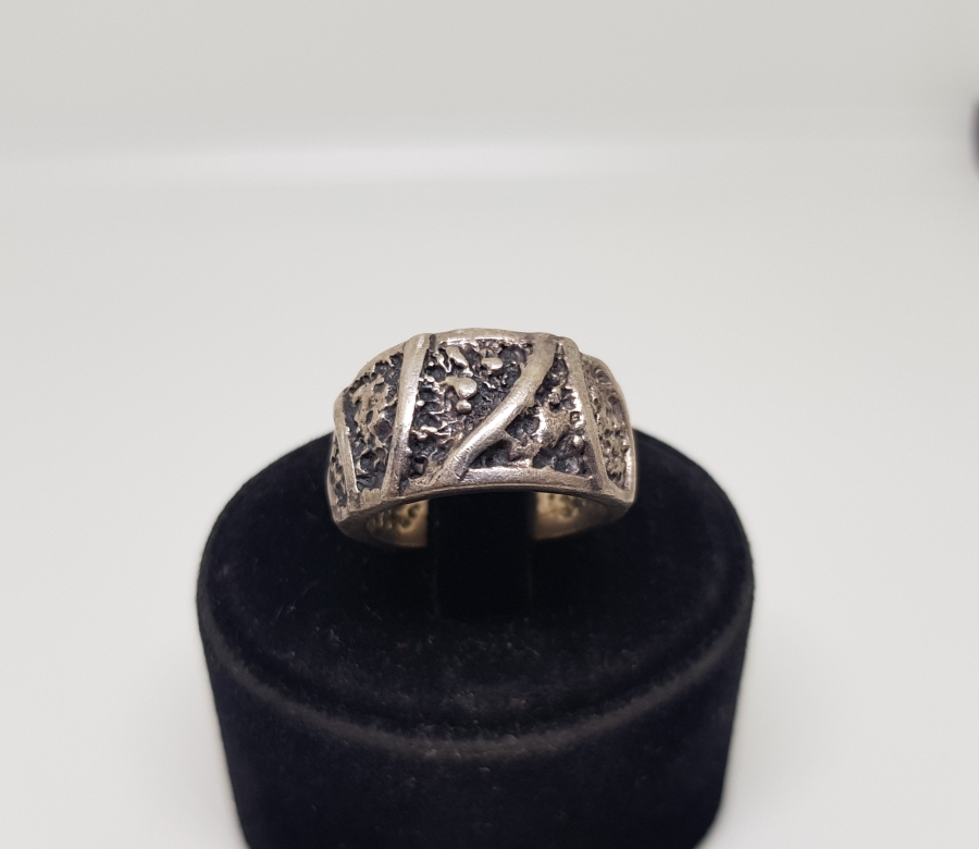 KABARTMA İŞÇİLİKLİ ÖZEL YAPIM GÜMÜŞ YÜZÜK