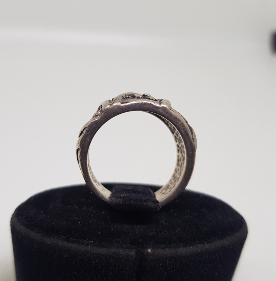 KABARTMA İŞÇİLİKLİ ÖZEL YAPIM GÜMÜŞ YÜZÜK