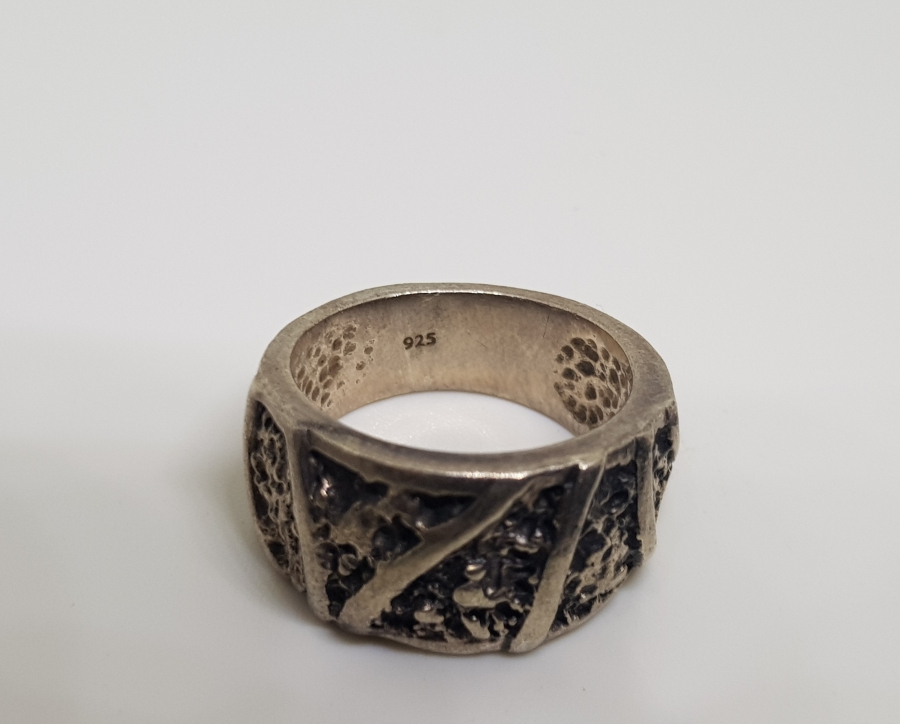 KABARTMA İŞÇİLİKLİ ÖZEL YAPIM GÜMÜŞ YÜZÜK