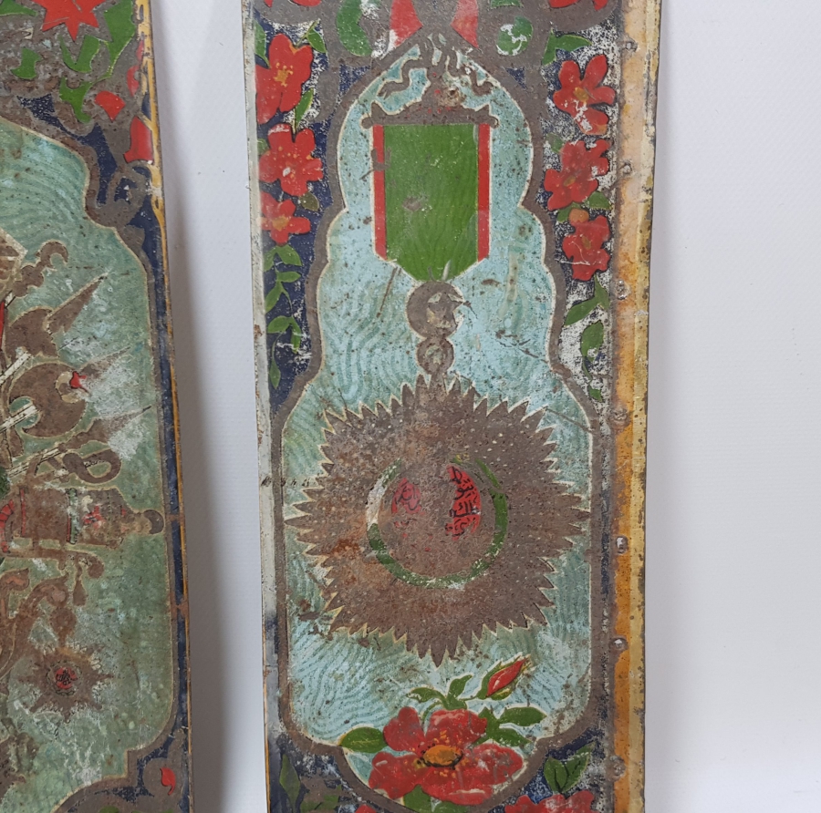 ÜZERİNDE OSMANLI DEVLET ARMASI VE OSMANLI NİŞANLARI GÖRSELİ BULUNAN ÇOK NADİR SANDIK ÖNÜ PARÇALARI