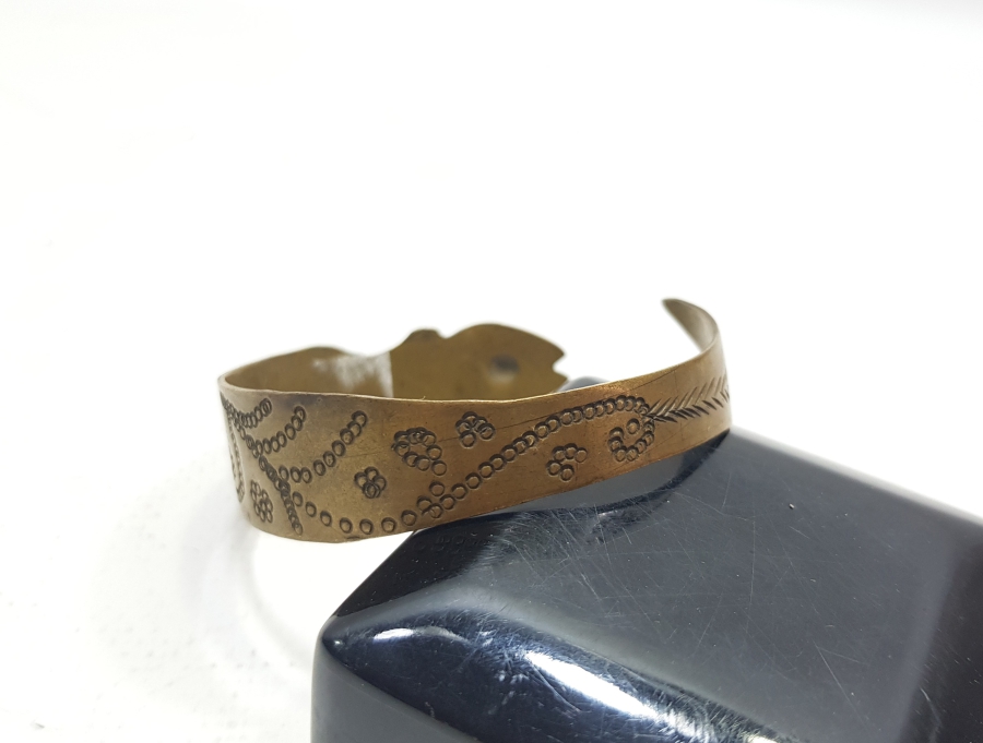 BALIK FORMUNDA YAPILMIŞ OSMANLI DÖNEMİ EL YAPIMI ROMATİZMA BİLEZİĞİ