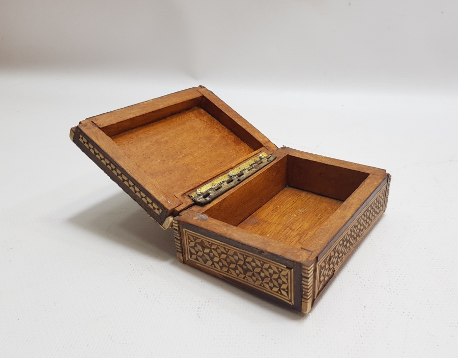 OSMANLI DÖNEMİ MARKUTERİ İŞÇİLİKLİ MÜCEVHER KUTUSU