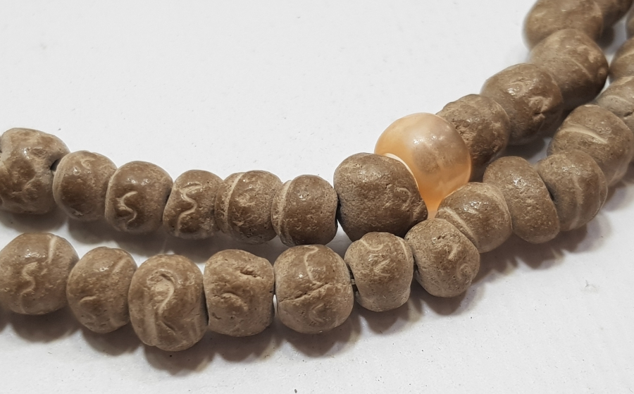 OSMANLI DÖNEMİ NADİR ÜZERİNDE ESMA ÜL HÜSNA YAZILI KERBELA TOPRAĞINDAN DERVİŞ TESPİHİ