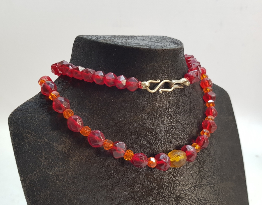 OSMANLI DÖNEMİ BEYKOZ CAM GERDANLIK