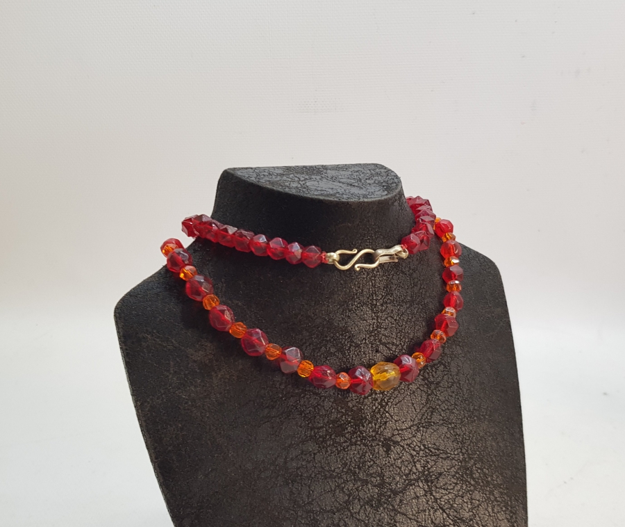 OSMANLI DÖNEMİ BEYKOZ CAM GERDANLIK