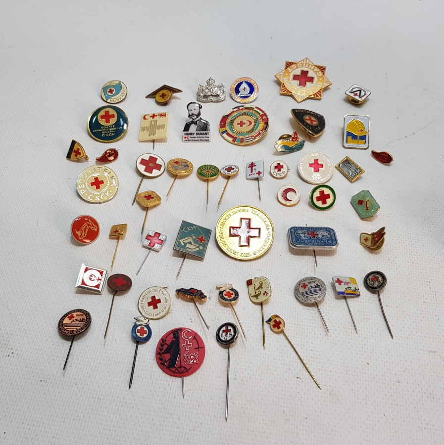 HAZIR KOLEKSİYON - KIZILHAÇ VE KIZILAY ROZET LOTU