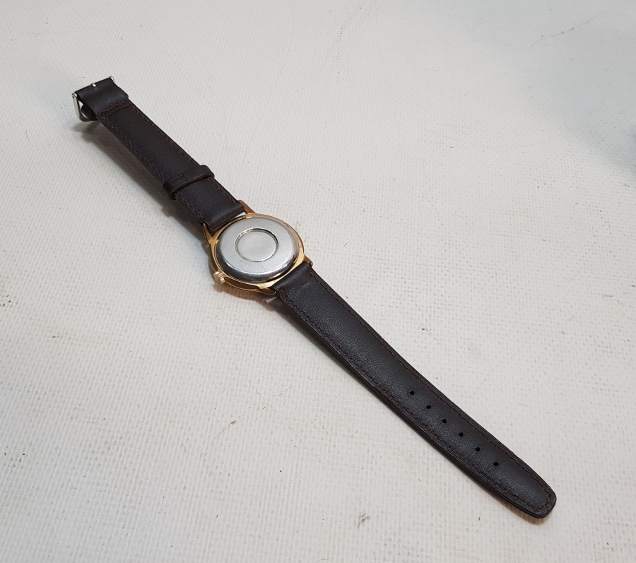 VETUR MARKA KOL SAATİ