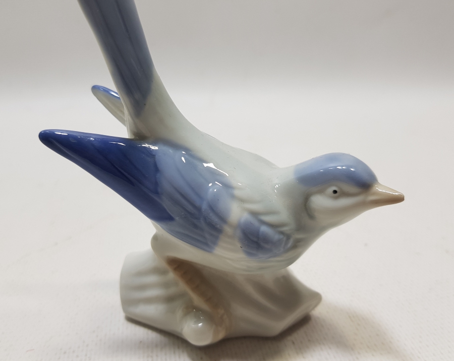 ANTİKA PORSELEN KUŞ BİBLOSU