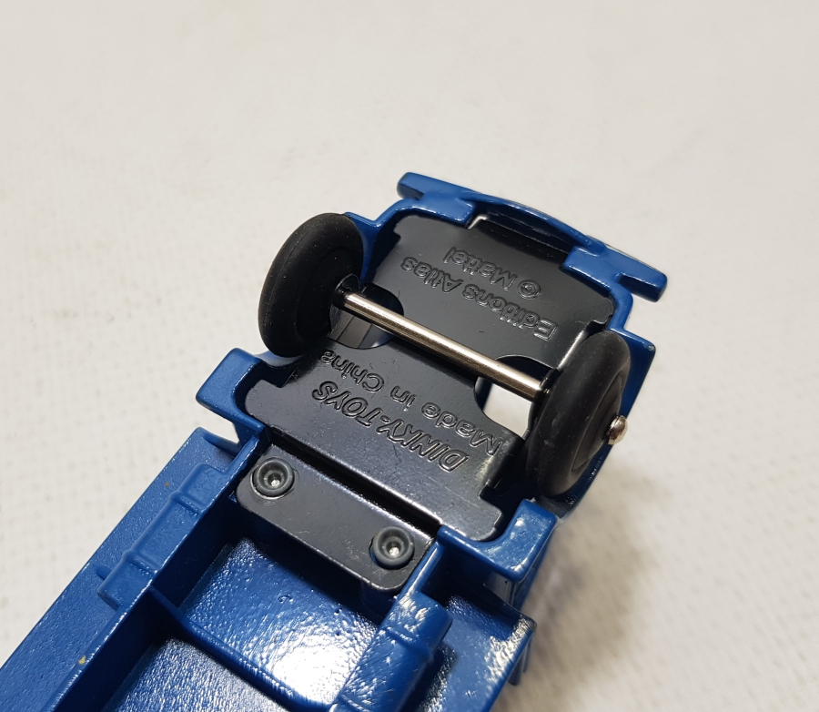 DİNKY TOYS TENEKE OYUNCAK KAMYON