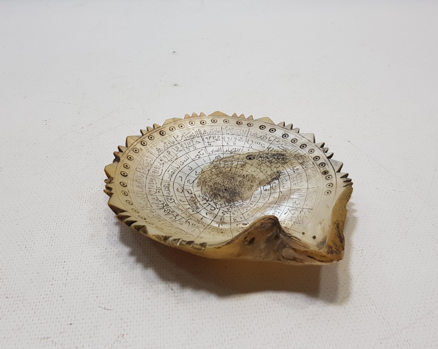 OSMANLI DÖNEMİ TILSIMLI DENİZ KABUĞU ŞİFA TASI