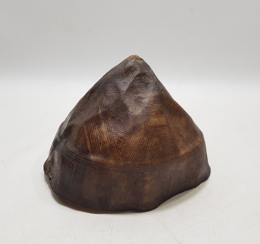 OSMANLI DÖNEMİ DERİ PAPAZ ŞAPKASI