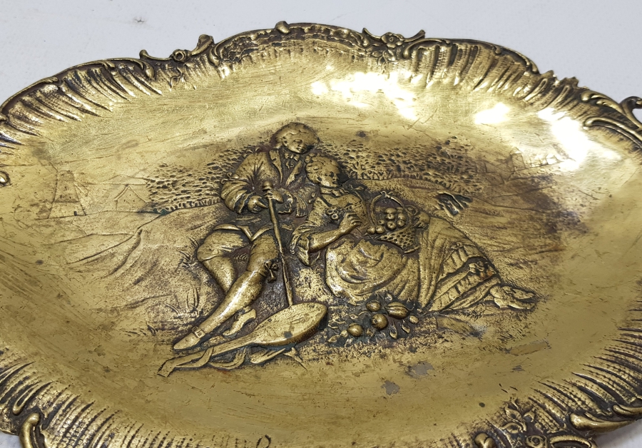 ANTİKA PİRİNÇ TEPSİ