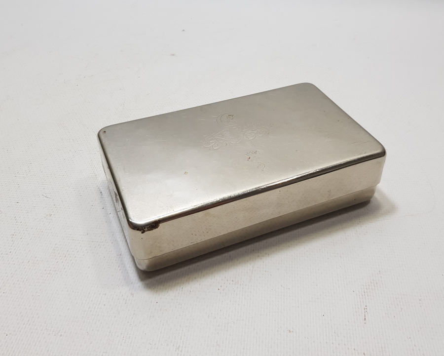 1. DÜNYA SAVAŞI DÖNEMİ YÜKSEK KONDİSYONDA ÇOK NADİR OSMANLICA ÜSTUNÇU ASKERİYE YAZILI ENJEKTÖR KUTUSU