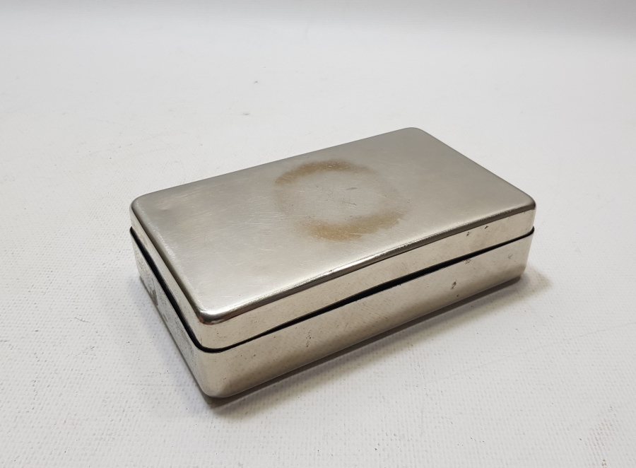 1. DÜNYA SAVAŞI DÖNEMİ YÜKSEK KONDİSYONDA ÇOK NADİR OSMANLICA ÜSTUNÇU ASKERİYE YAZILI ENJEKTÖR KUTUSU