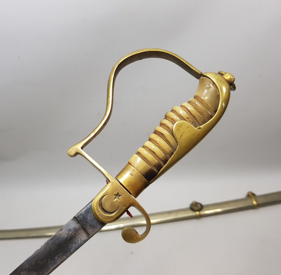 1. DÜNYA SAVAŞI DÖNEMİ BOYNUZ SAPLI VE AY YILDIZLI OSMANLI HAFİF SÜVARİ KILICI