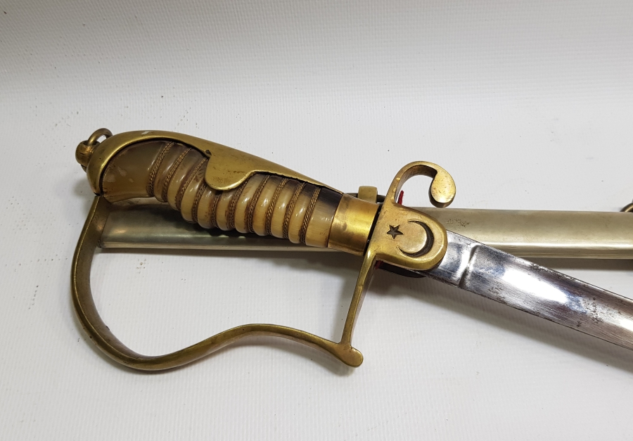 1. DÜNYA SAVAŞI DÖNEMİ BOYNUZ SAPLI VE AY YILDIZLI OSMANLI HAFİF SÜVARİ KILICI