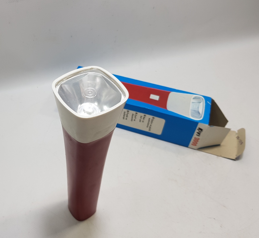 ANTİKA KİVİ MARKA EL FENERİ