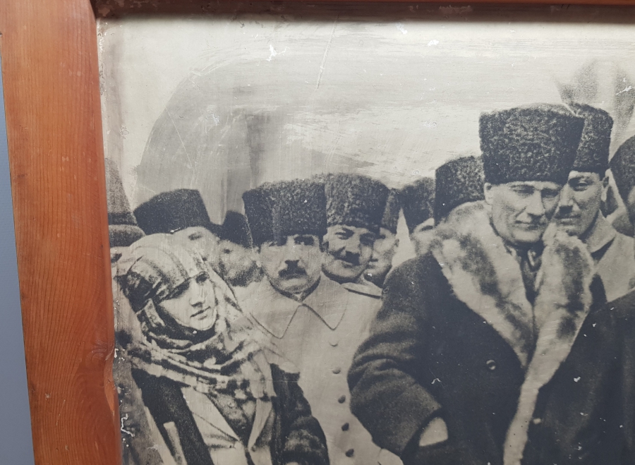 DÖNEMİNE AİT BÜYÜK BOY ATATÜRK RESMİ