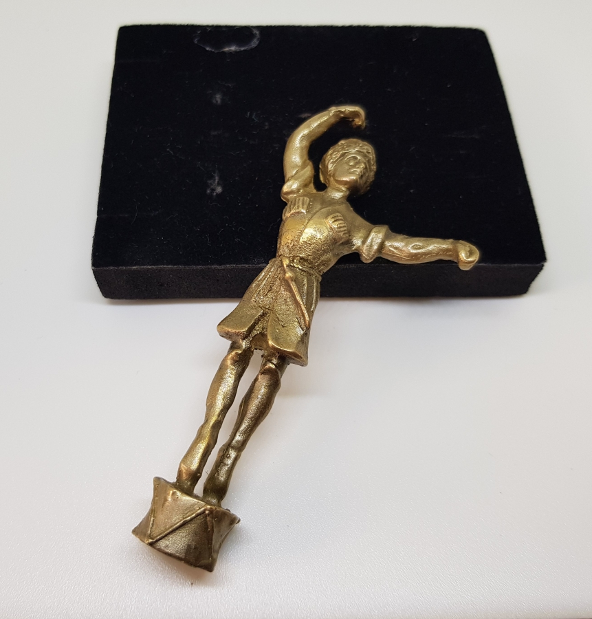 ÇERKES DANSÇI BİBLOSU