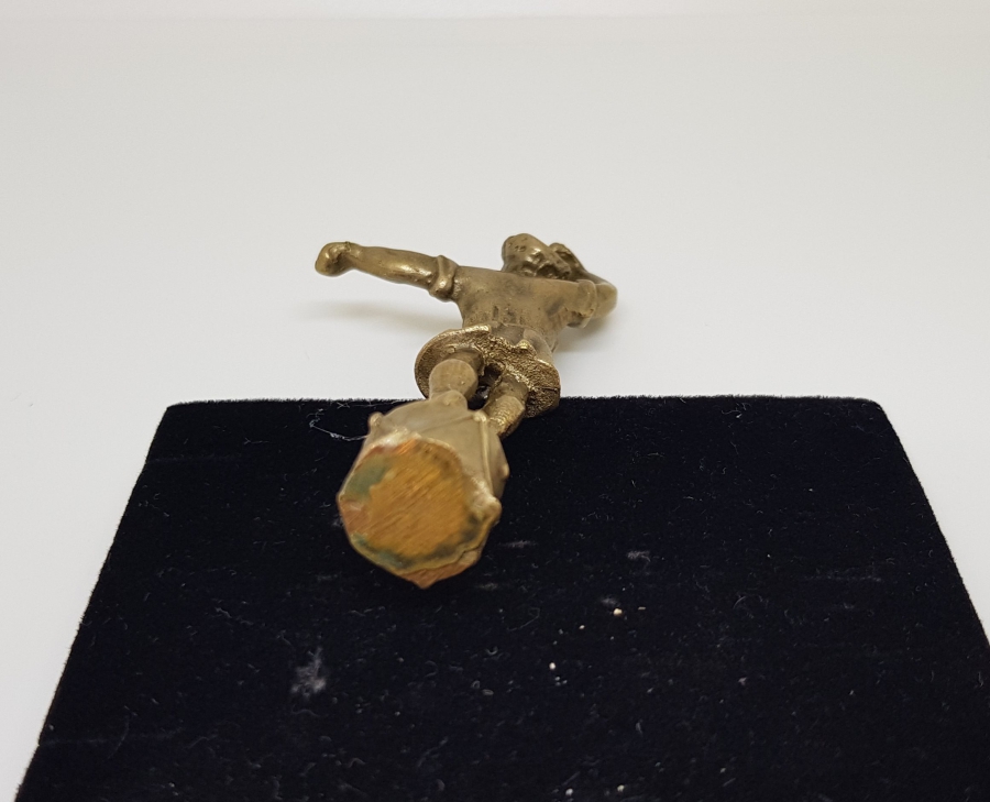 ÇERKES DANSÇI BİBLOSU