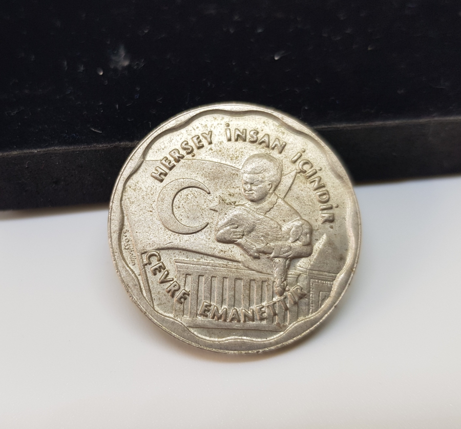 1990 HER ŞEY İNSAN İÇİNDİR, İNSANI SEV ÇEVRENİ KORU MADALYON