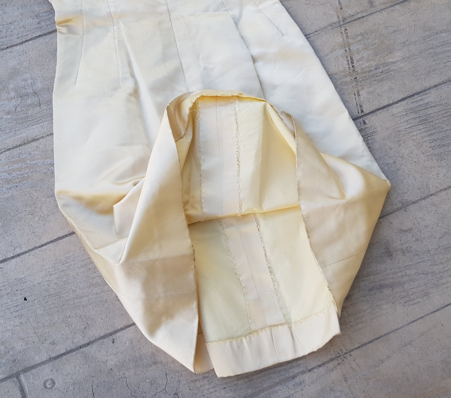 ANTİKA KADIN ELBİSESİ