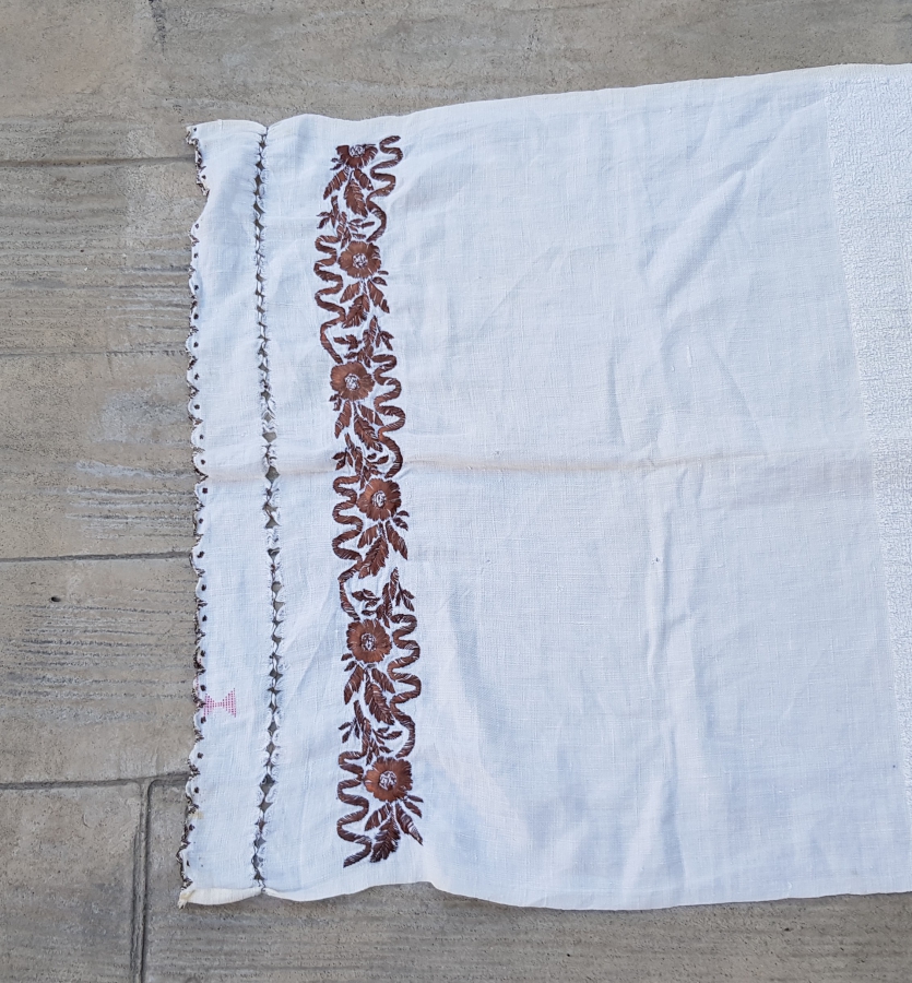 KÜTAHYA'NIN SARAY İÇİN YAPTIĞI NAKKAŞHANE İMZALI NADİR YAĞLIK