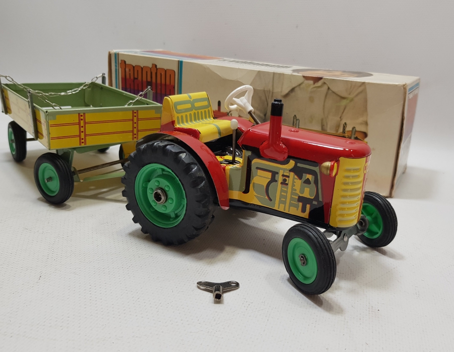 ANTİKA OYUNCAK TRAKTÖR