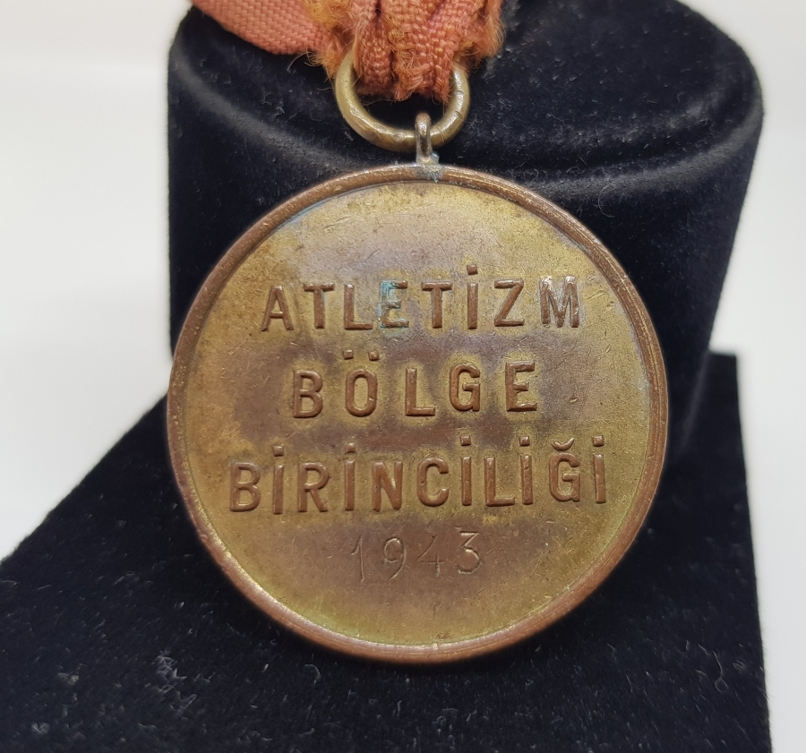 1943 BURSA ATLETİZM BÖLGE BİRİNCİLİĞİ MADALYA