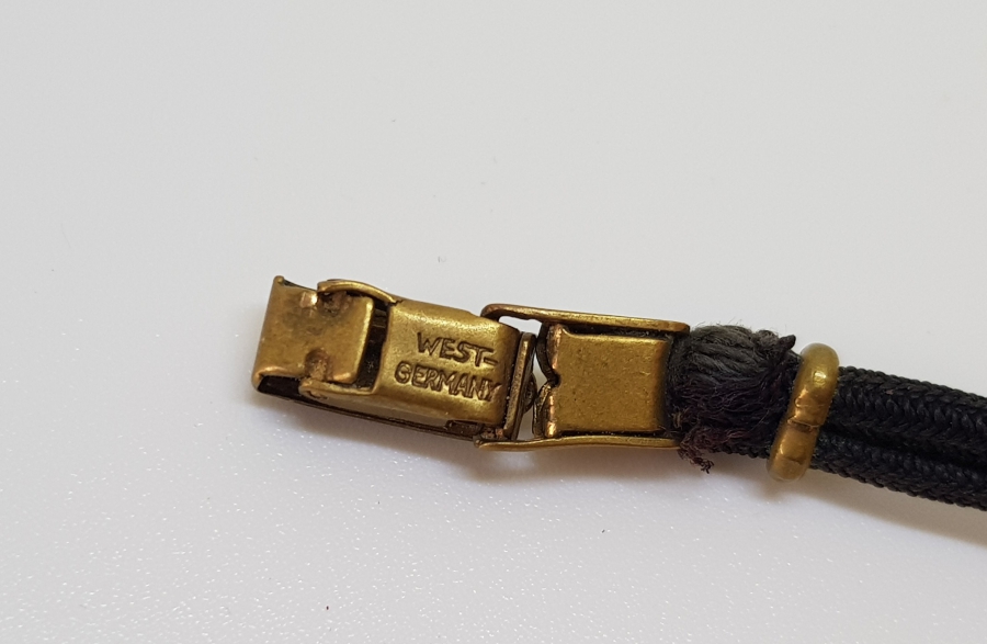 ALTIN KAPLAMA OMEGA KOL SAATİ