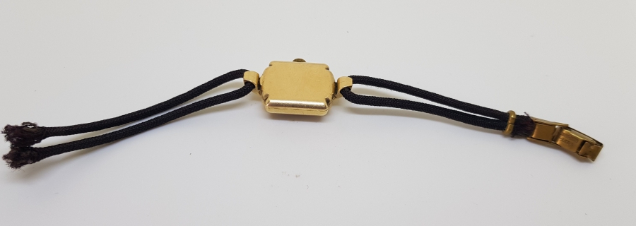 ALTIN KAPLAMA OMEGA KOL SAATİ