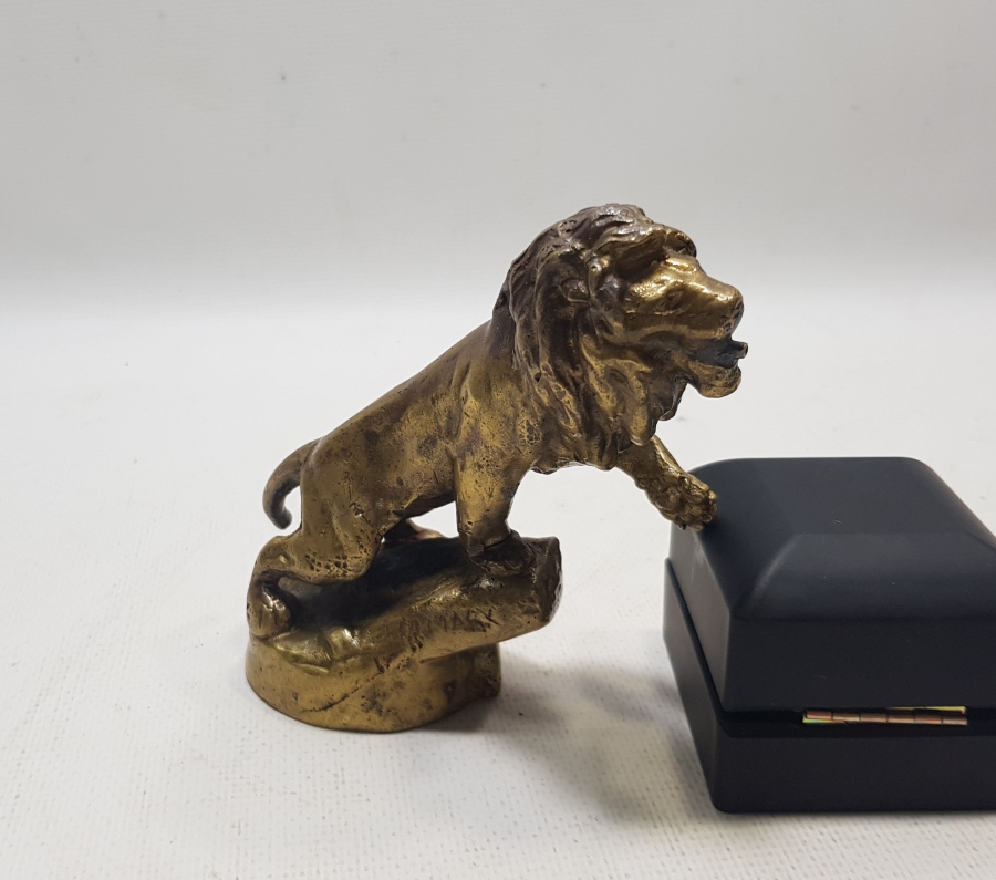 SANATÇI İMZALI 1900 BAŞLARI BRONZ ASLAN FİGÜRÜ