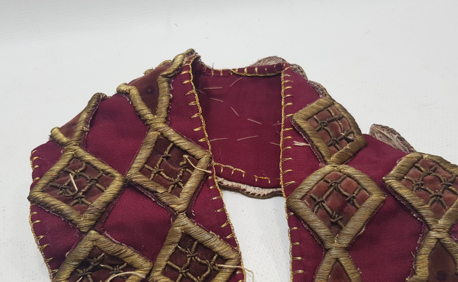 OSMANLI DÖNEMİ SIRMALI APLİKLERDEN YAPILMIŞ ANTİKA KEMER