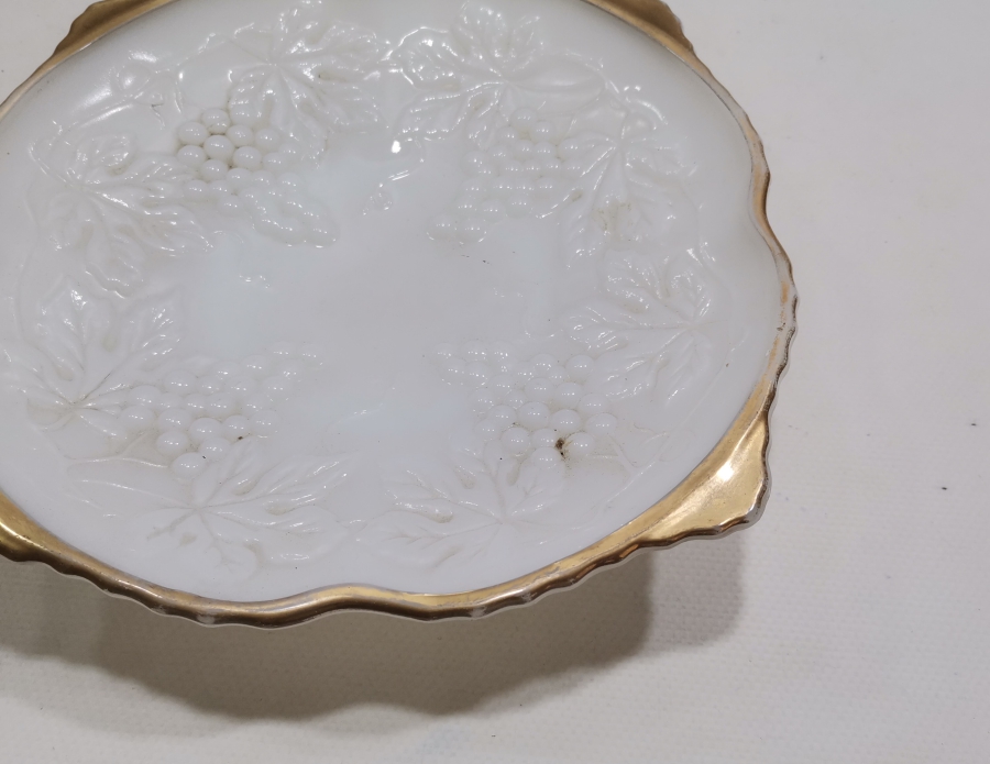 OSMANLI DÖNEMİ KABARTMA İŞÇİLİKLİ BÜYÜK BOY OPALİN ÜZÜMLÜK