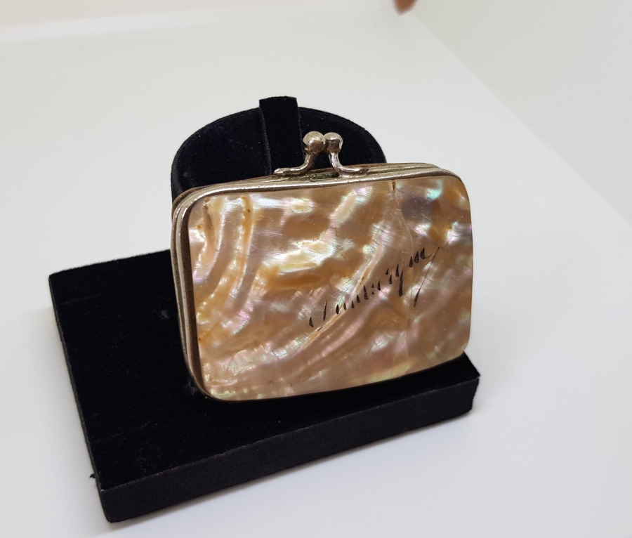 OSMANLI DÖNEMİ LEVANTEN İŞİ SEDEF CÜZDAN