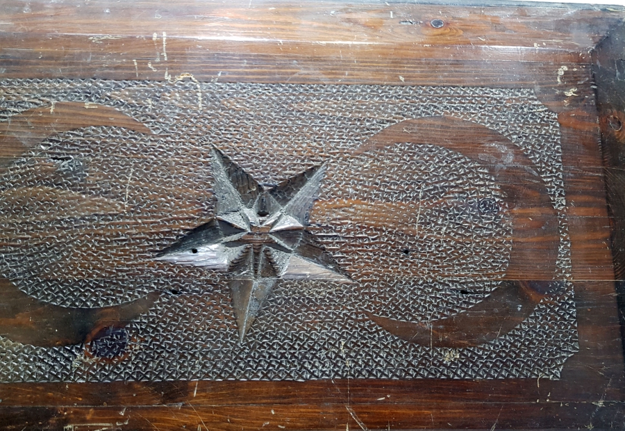 OSMANLI DÖNEMİ BALKAN İŞİ ÇİFT HİLALLİ NADİR AHŞAP KAPI ÜSTLÜĞÜ