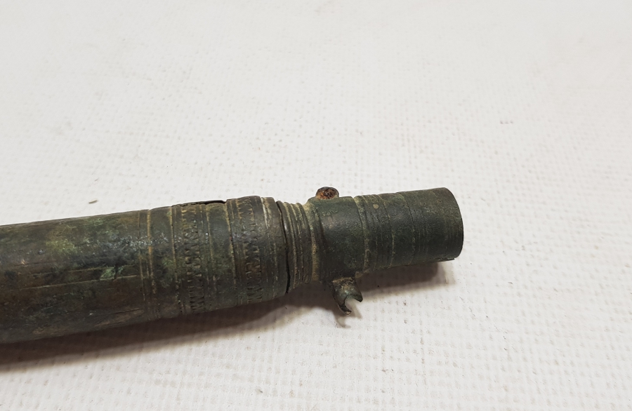 OSMANLI DÖNEMİ ÜZERİ İŞLEMELİ BRONZ BARUT ÖLÇER