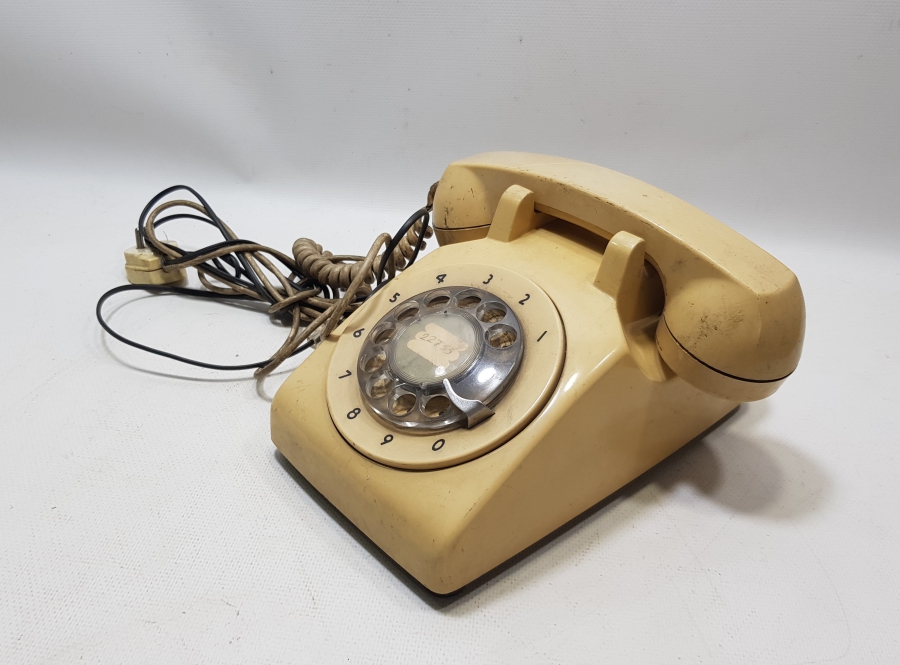 ANTİKA ÇEVİRMELİ TELEFON