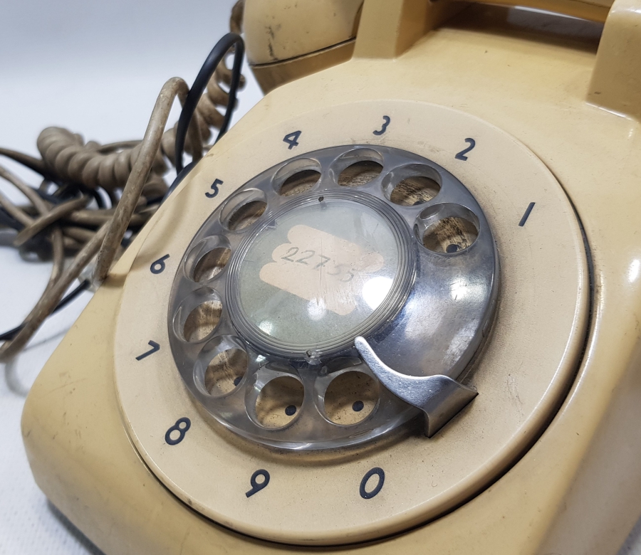 ANTİKA ÇEVİRMELİ TELEFON