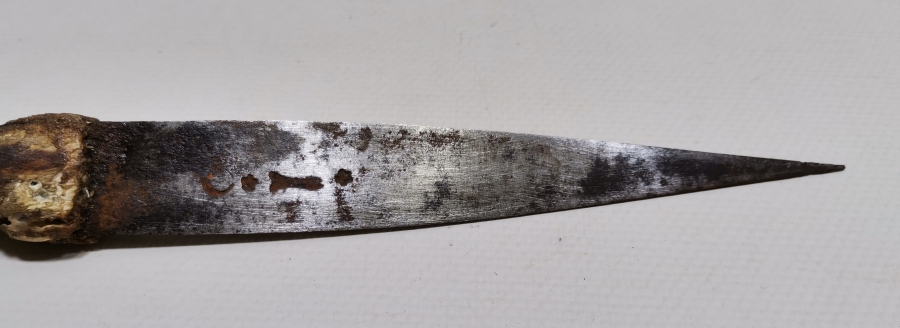 ÜZERİ AY YILDIZLI OSMANLI DÖNEMİ BOYNUZ SAPLI ÇERKES KAMASI