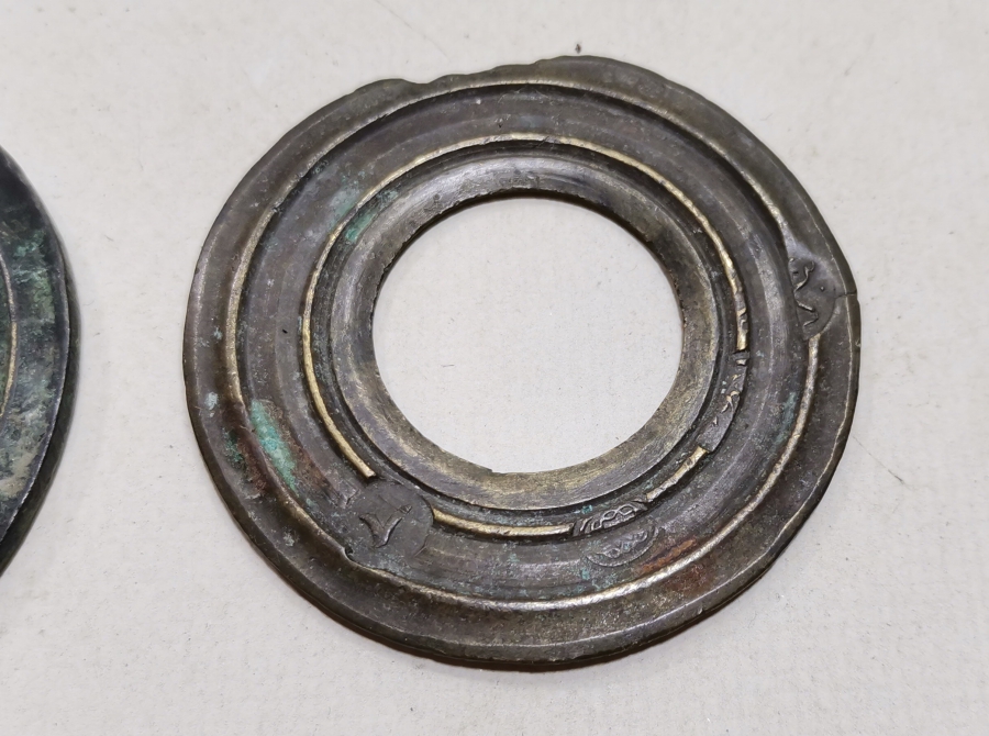 ÜZERLERİ DAMGALI OSMANLI DÖNEMİ İKİ ADET TOPHANE DİRHEM